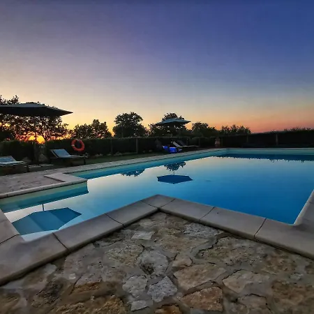 I Casamenti Farm stay *